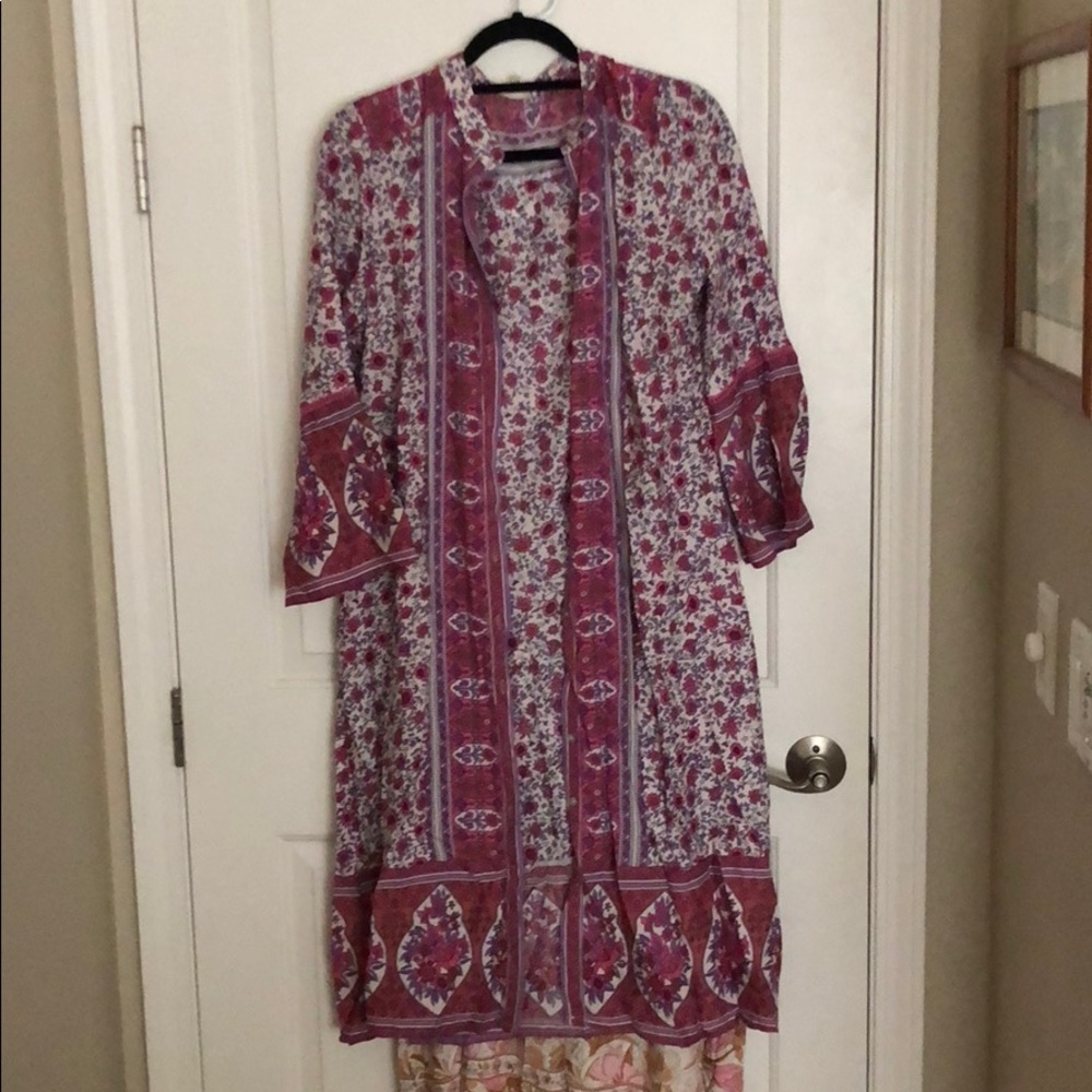 ✨Spell Duster with Bell sleeves. Med NWOT